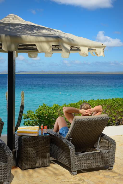 Belmar Oceanfront Apartments Bonaire Exteriör bild