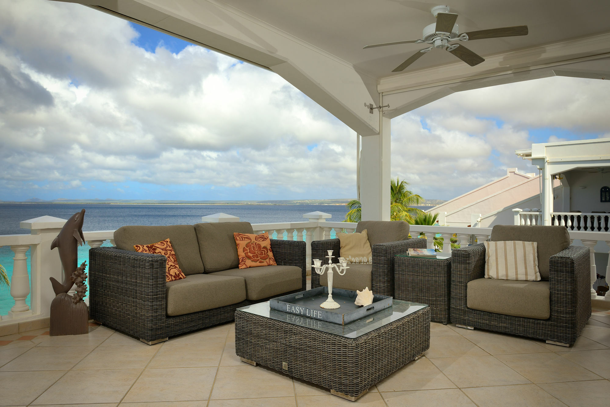 Belmar Oceanfront Apartments Bonaire Exteriör bild