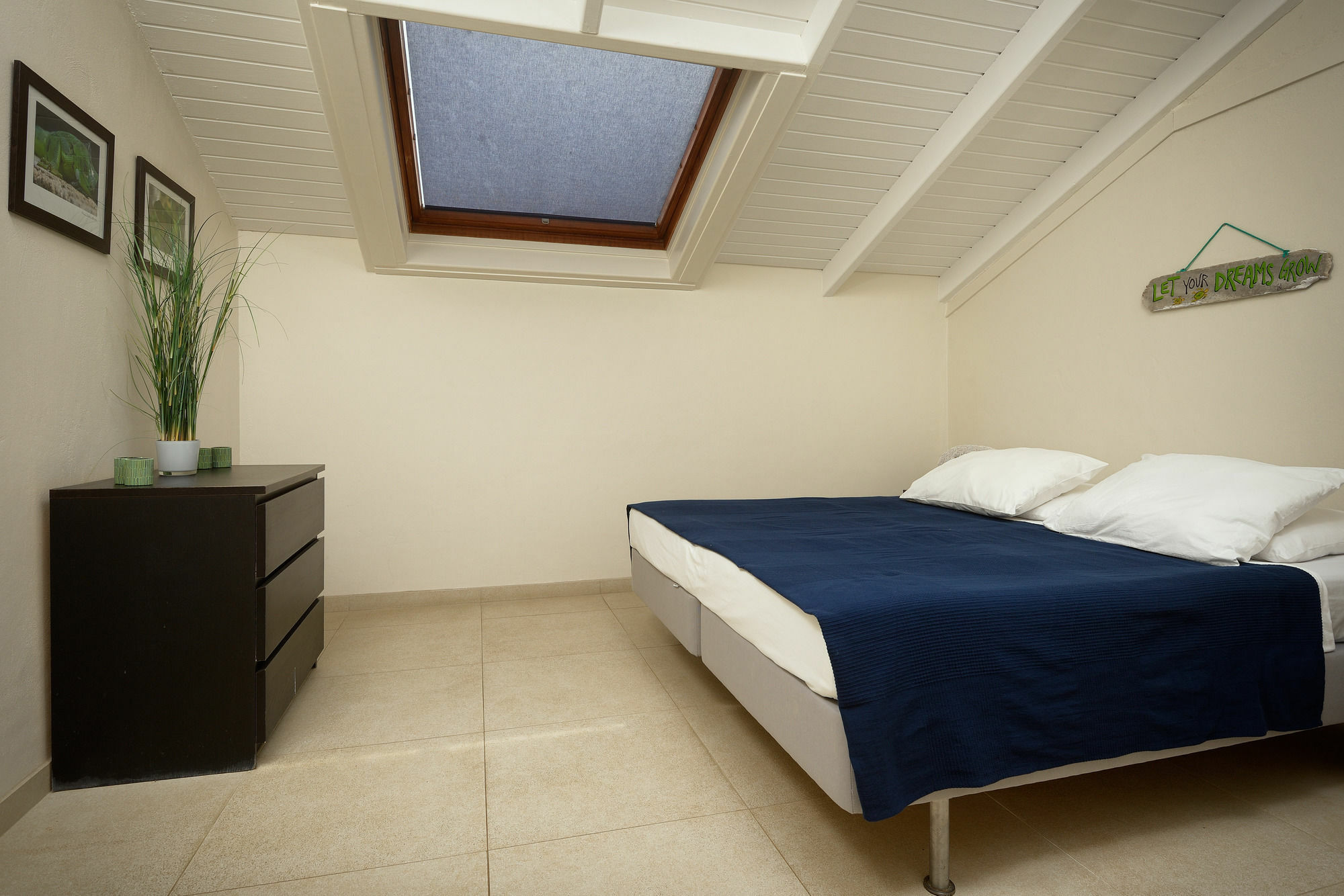 Belmar Oceanfront Apartments Bonaire Exteriör bild