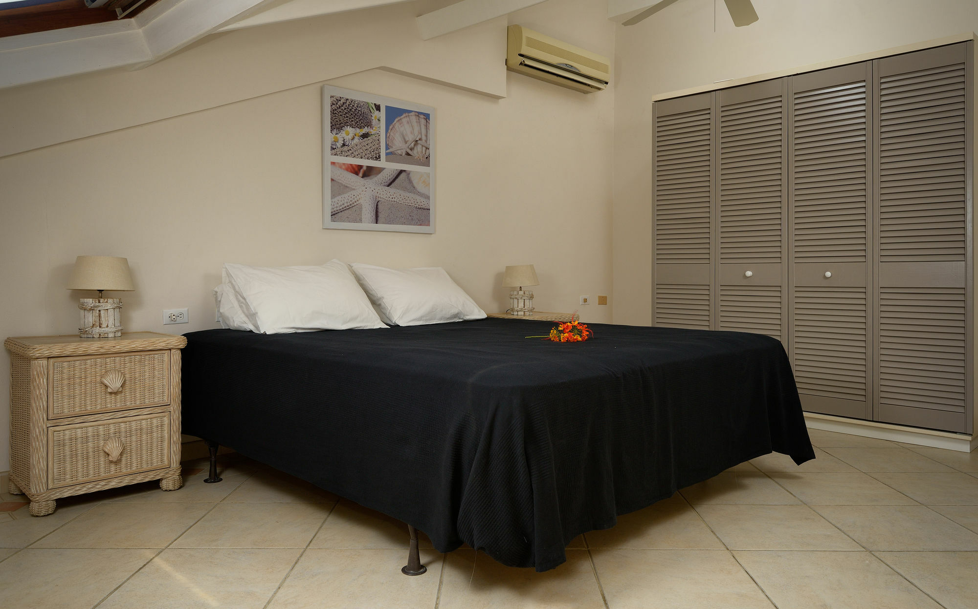 Belmar Oceanfront Apartments Bonaire Exteriör bild