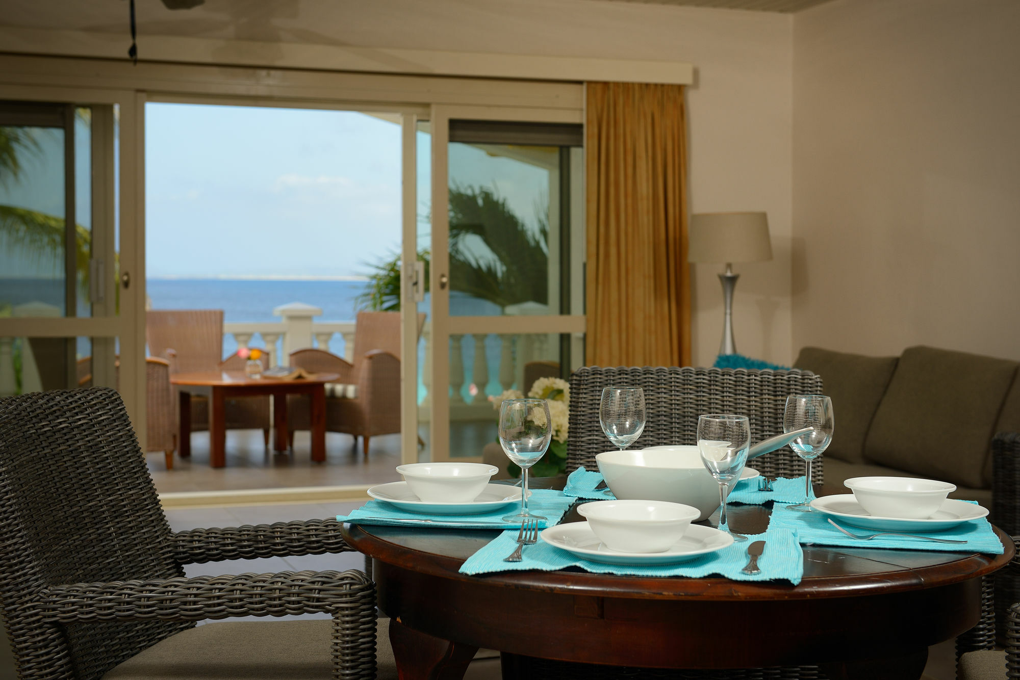 Belmar Oceanfront Apartments Bonaire Exteriör bild