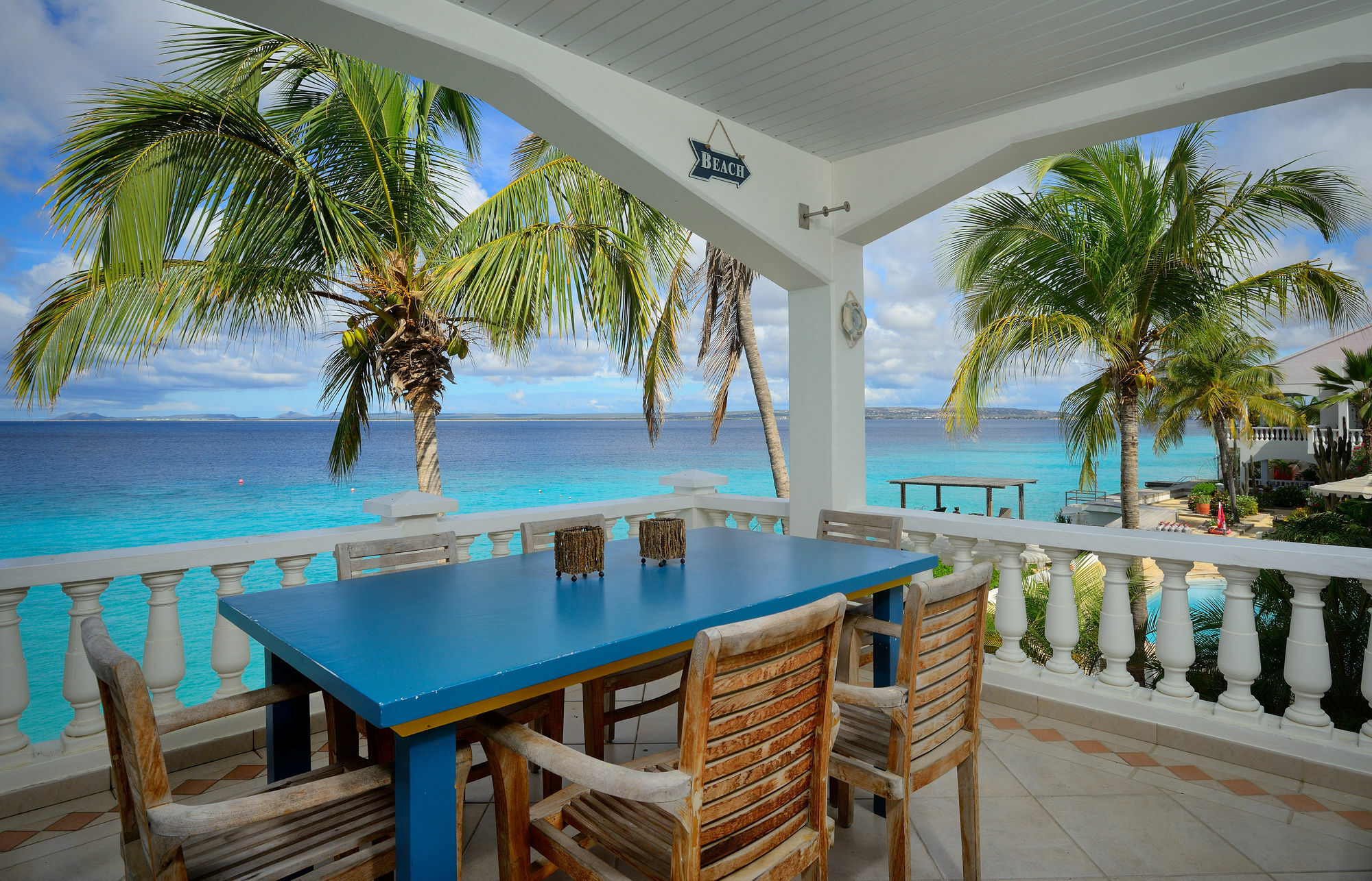 Belmar Oceanfront Apartments Bonaire Exteriör bild