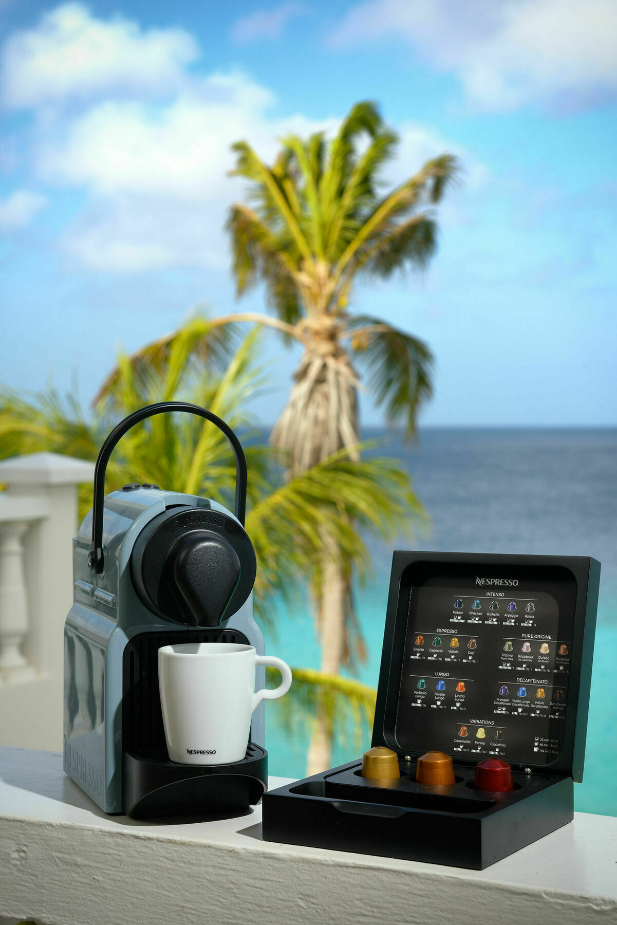 Belmar Oceanfront Apartments Bonaire Exteriör bild